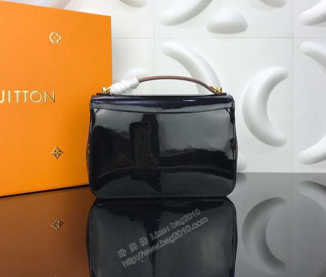 LV女包 頂級原單 單手柄Cherrywood BB手袋 漆面皮革 路易威登女斜挎包 時尚百搭  ydh2782
